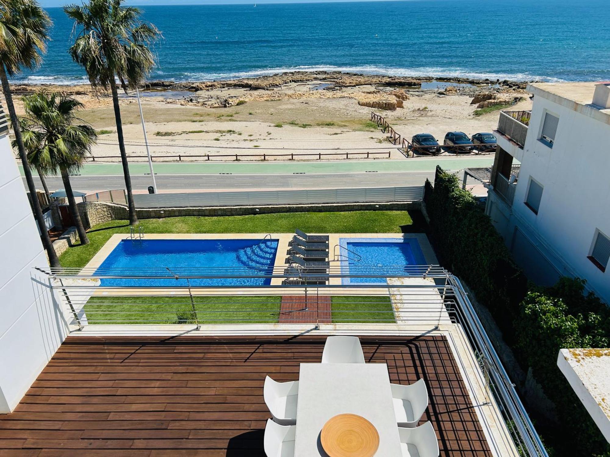 Ocean View I *